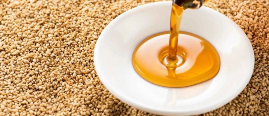 Machine Processed Simsim Oil